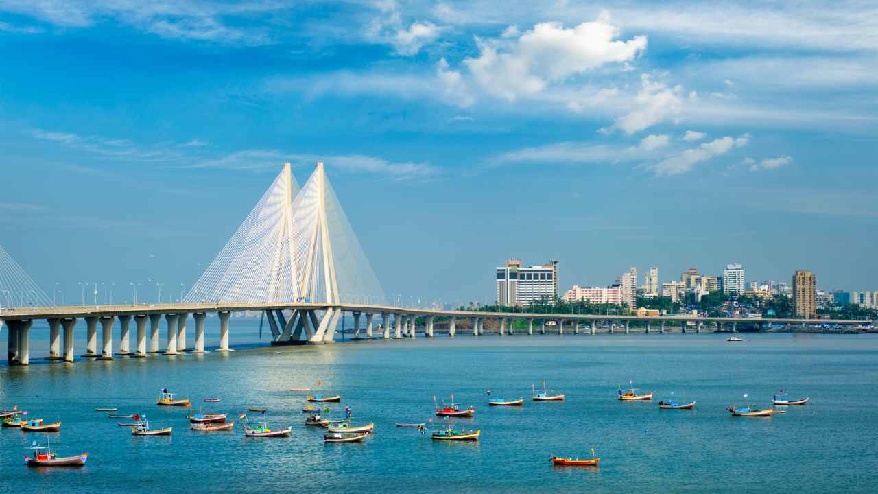 Top 10 Must Visit Places in Mumbai